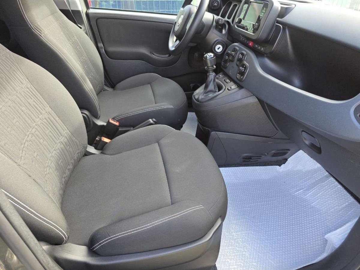 Fiat Panda 1.0 FireFly S&S Hybrid City Cross (6)
