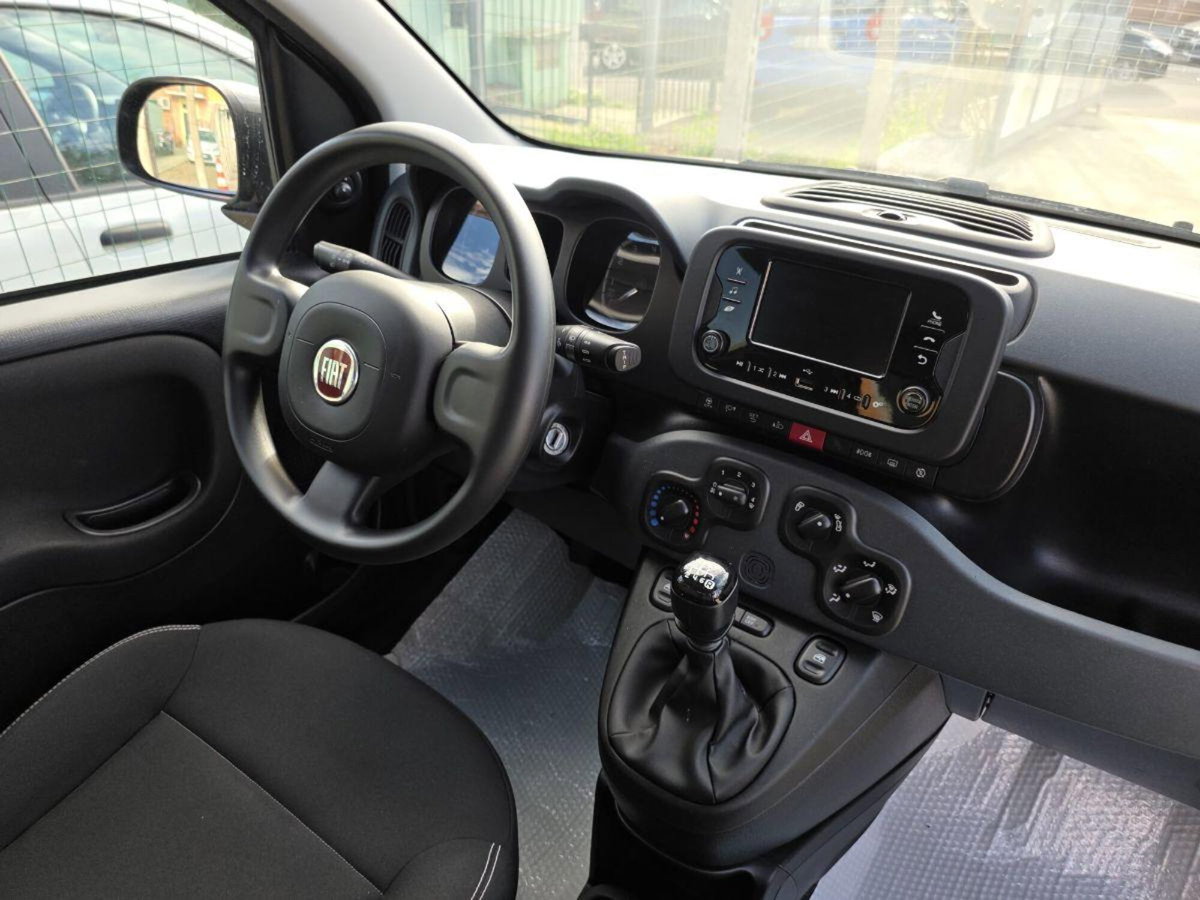 Fiat Panda 1.0 FireFly S&S Hybrid City Cross (7)