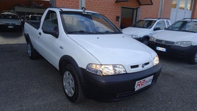 Fiat Strada 1.9 JTD Pick-up (4)