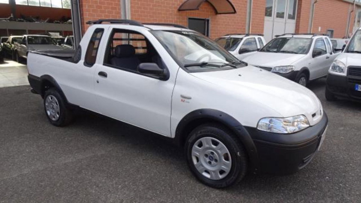 Fiat Strada 1.3 MJT Pick-up (13)