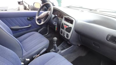 Fiat Strada 1.3 MJT Pick-up (20)