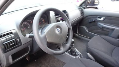 Fiat Strada 1.3 MJT Pick-up (12)