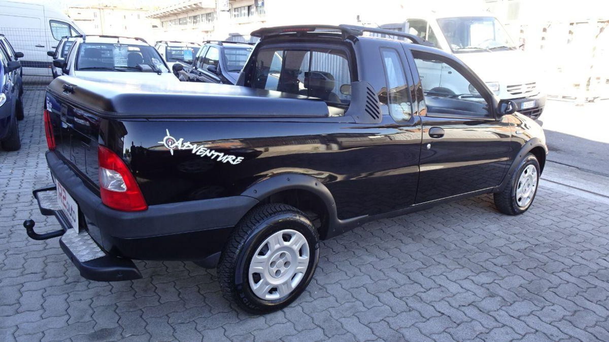 Fiat Strada 1.3 MJT Pick-up Cabina Lunga Adventure (10)