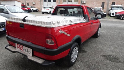 Fiat Strada 1.9 diesel Pick-up (8)