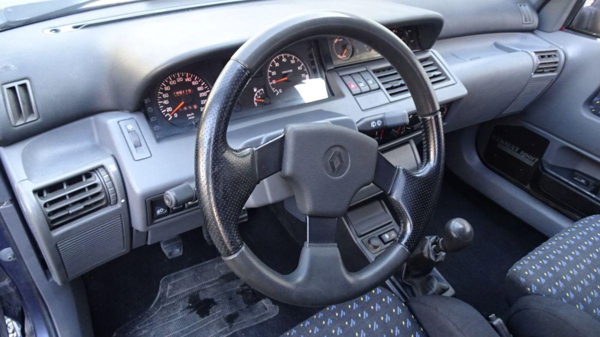 Renault Clio 16V (20)