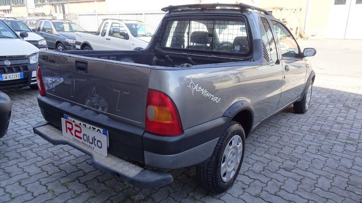 Fiat Strada 1.9 JTD Pick-up (5)