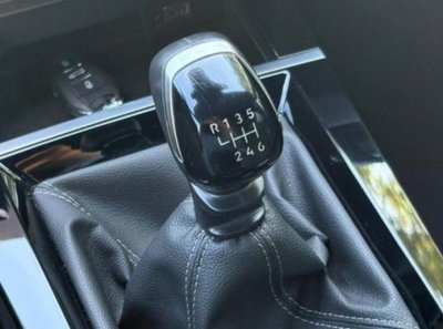 Opel Astra 1.2 Turbo 130 CV GS Line (10)