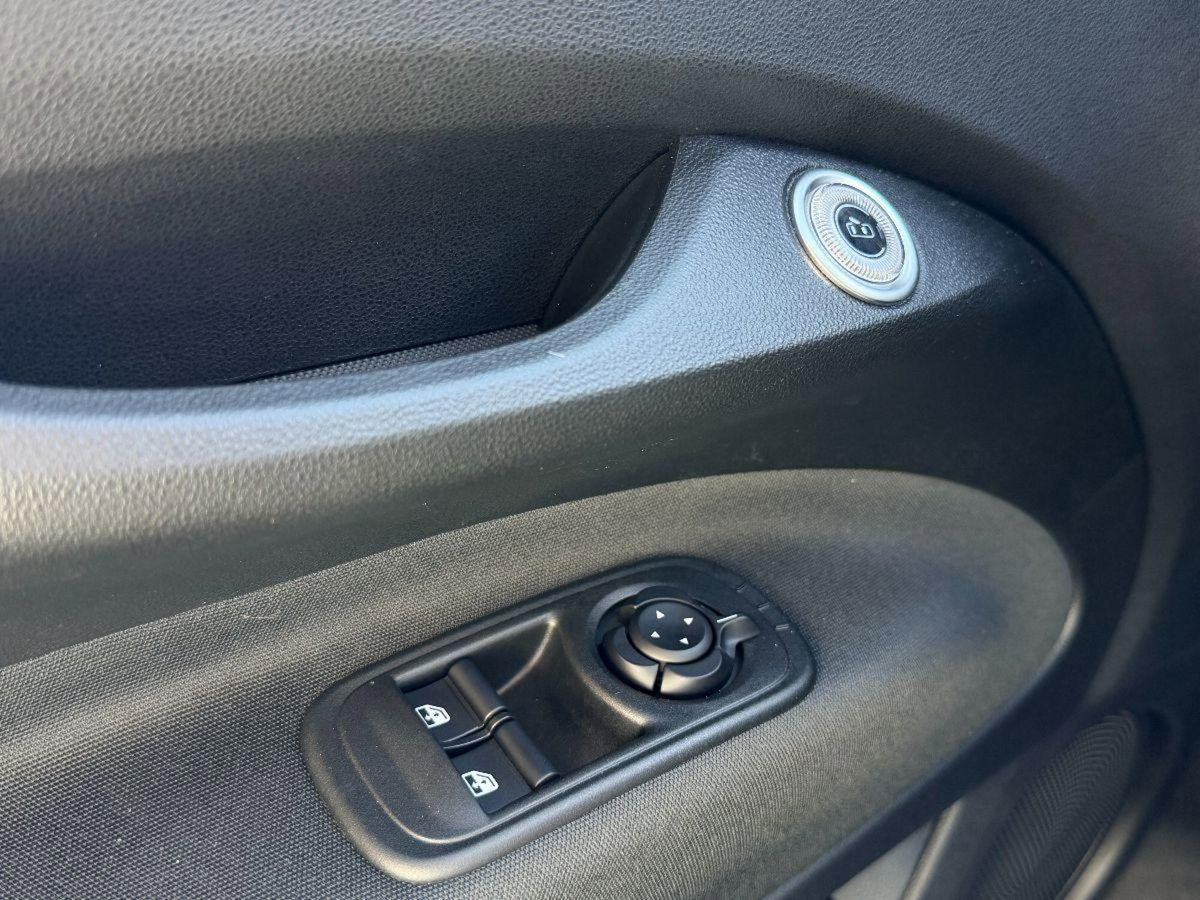 Fiat 500 1.0 hybrid Icon (13)