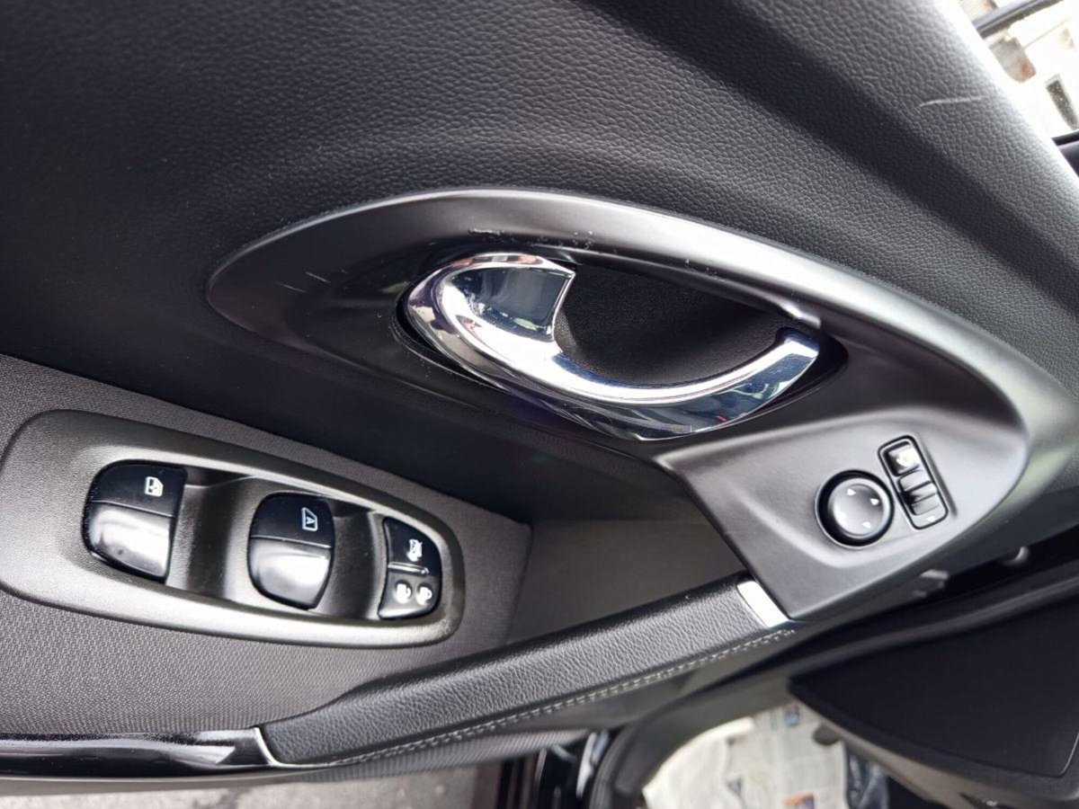 Renault Kadjar dCi 8V 115CV Business (12)