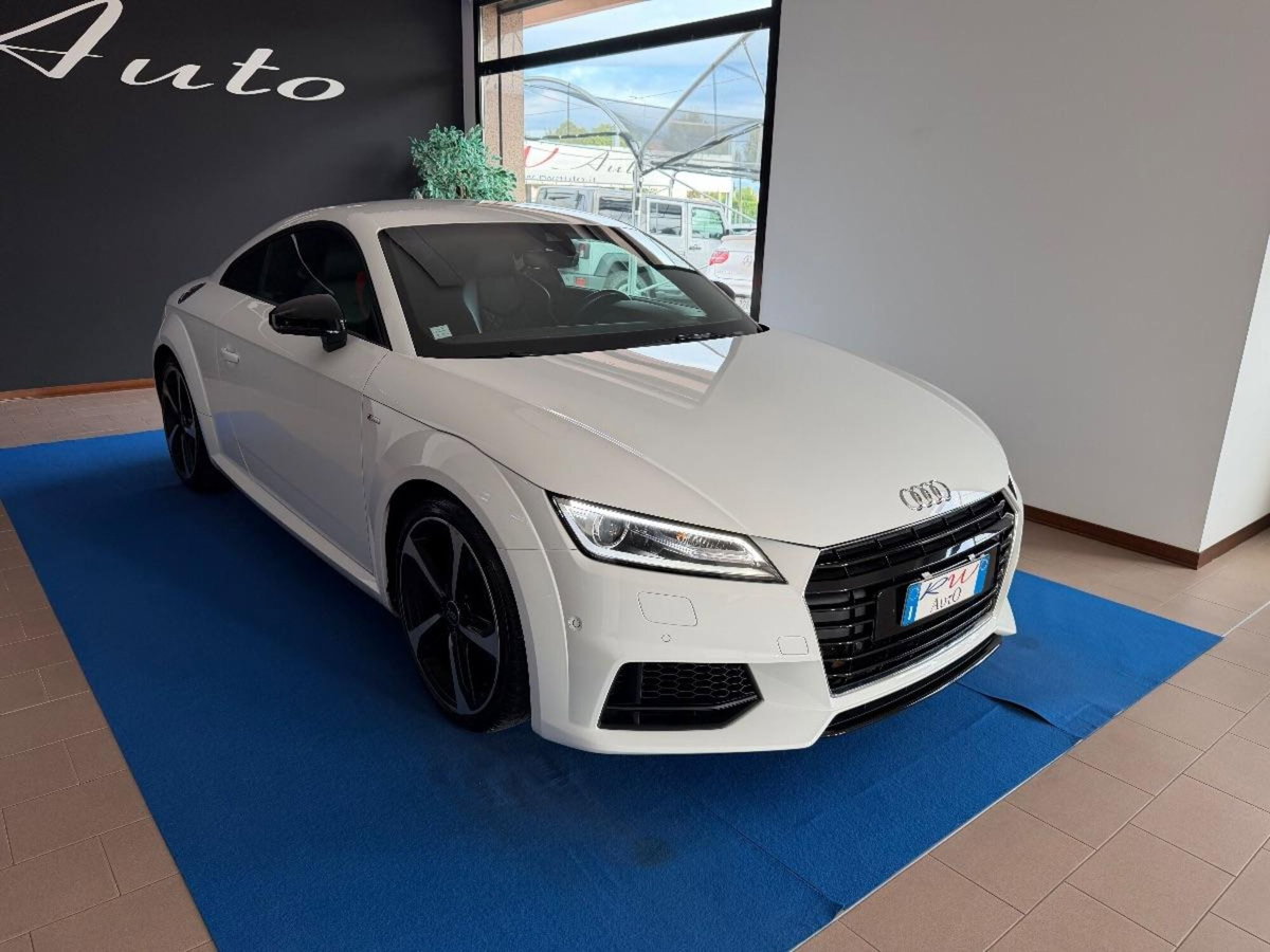 Audi TT Coupé 2.0 TFSI quattro S tronic S line (3)