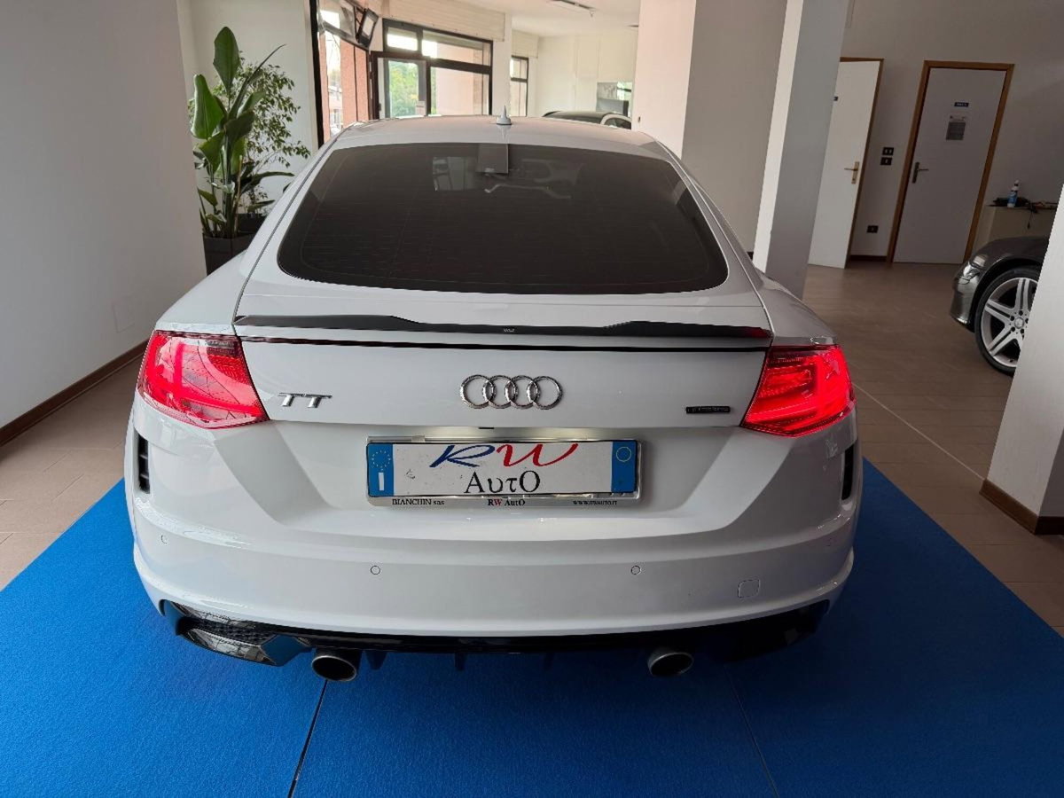 Audi TT Coupé 2.0 TFSI quattro S tronic S line (6)