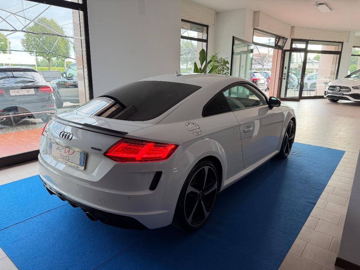 Audi TT Coupé 2.0 TFSI quattro S tronic S line (7)