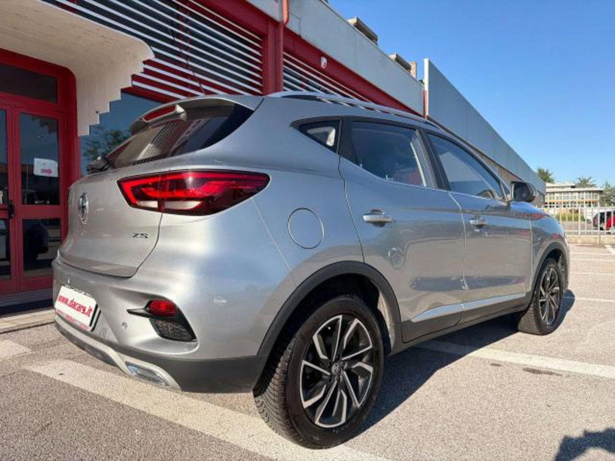 Mg ZS ZS 1.5 Luxury (11)