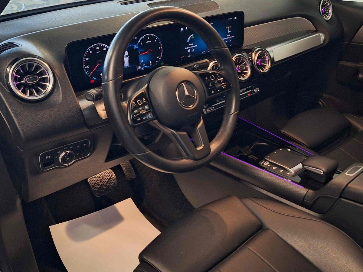 Mercedes-Benz GLB 200 d Automatic 4Matic Sport Plus (11)