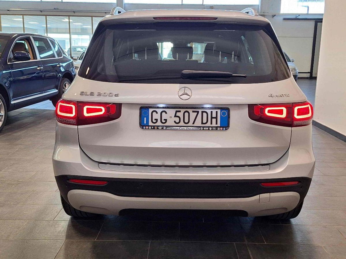 Mercedes-Benz GLB 200 d Automatic 4Matic Sport Plus (5)