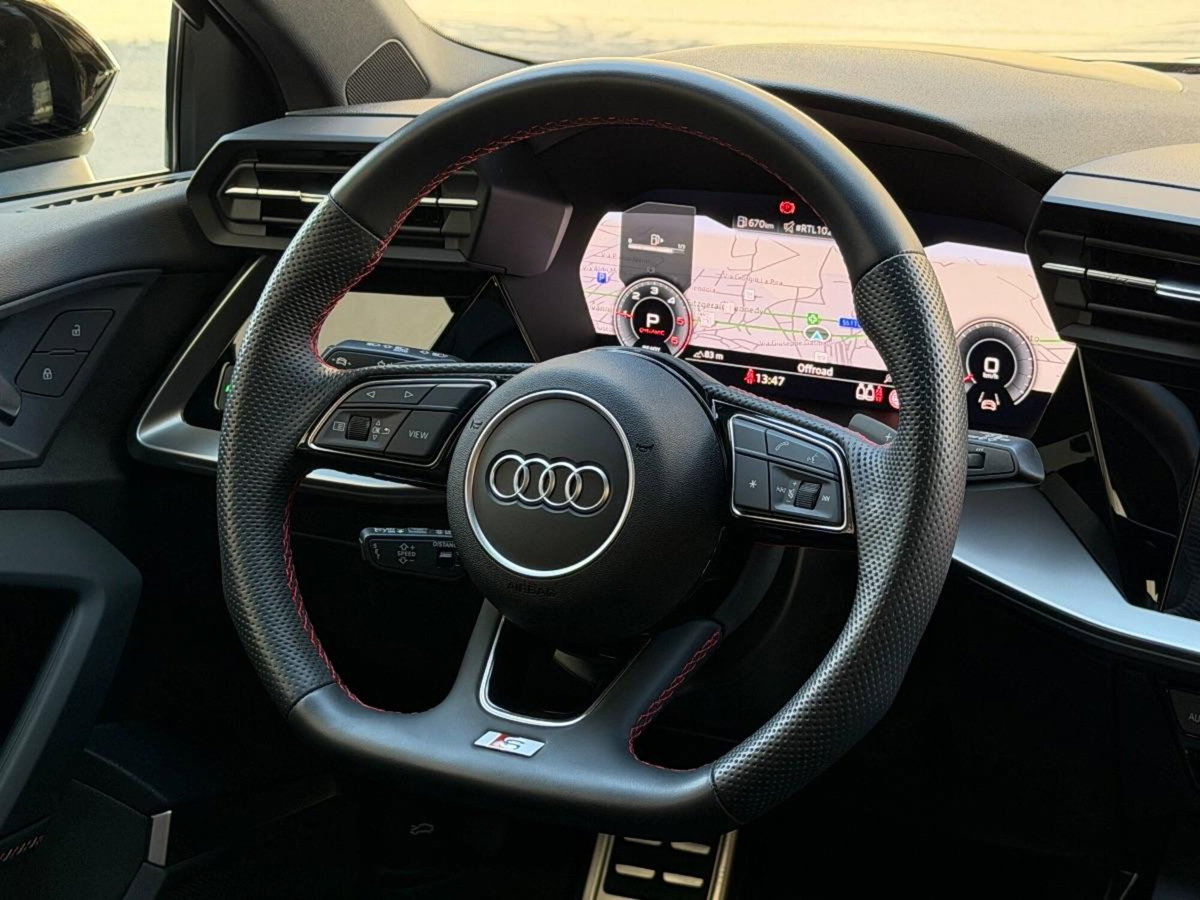 Audi A3 Sportback 40 TDI quattro S tronic S line edition (17)