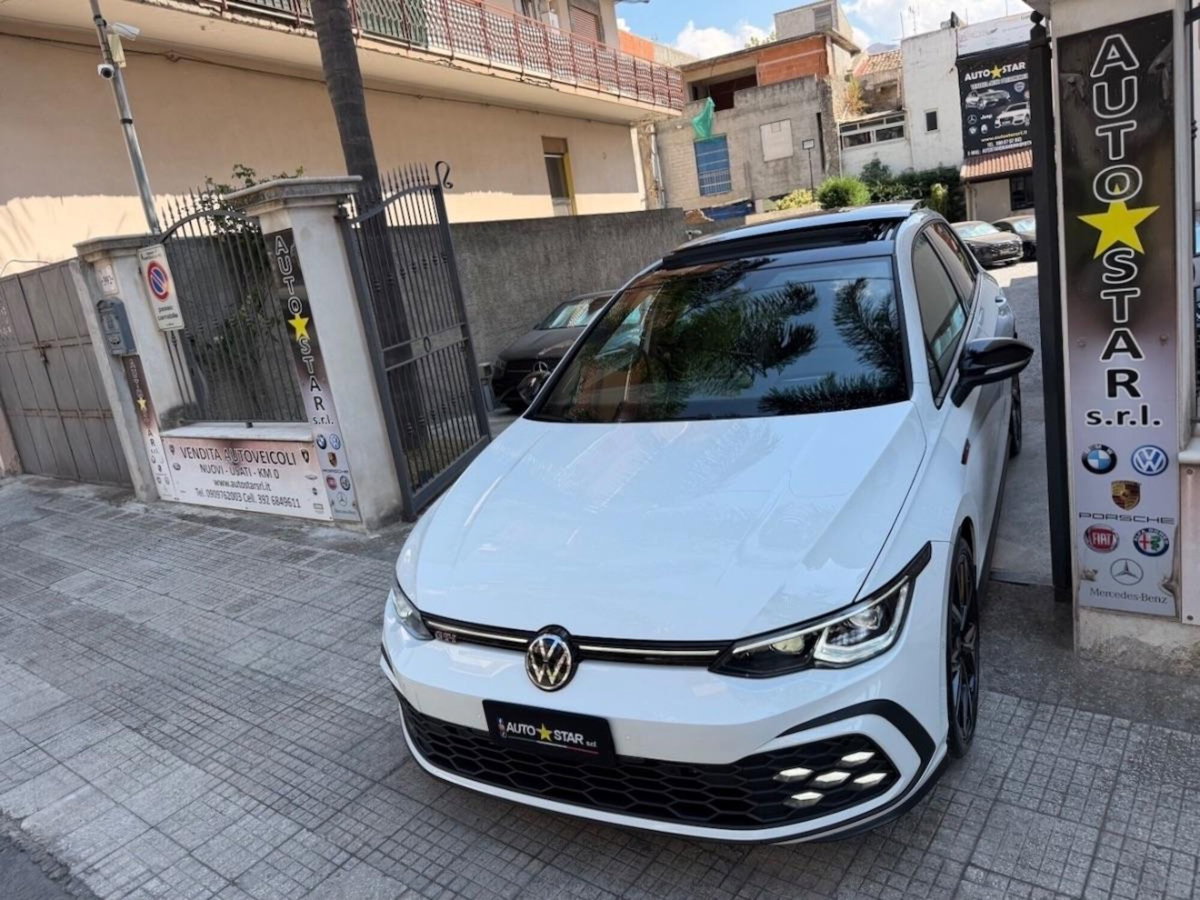 Volkswagen Golf GTI Performance 2.0 245 CV TSI DSG 5p. BMT