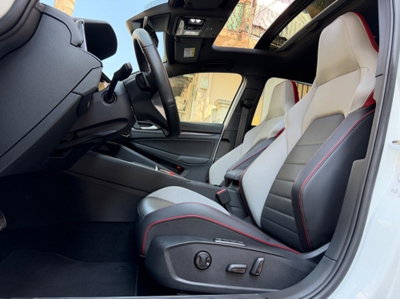 Volkswagen Golf GTI Performance 2.0 245 CV TSI DSG 5p. BMT (13)