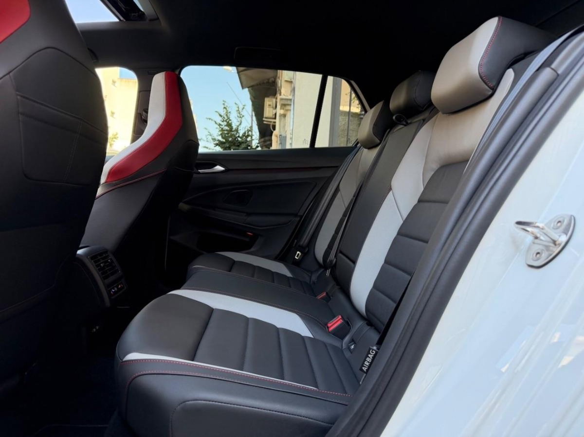 Volkswagen Golf GTI Performance 2.0 245 CV TSI DSG 5p. BMT (15)