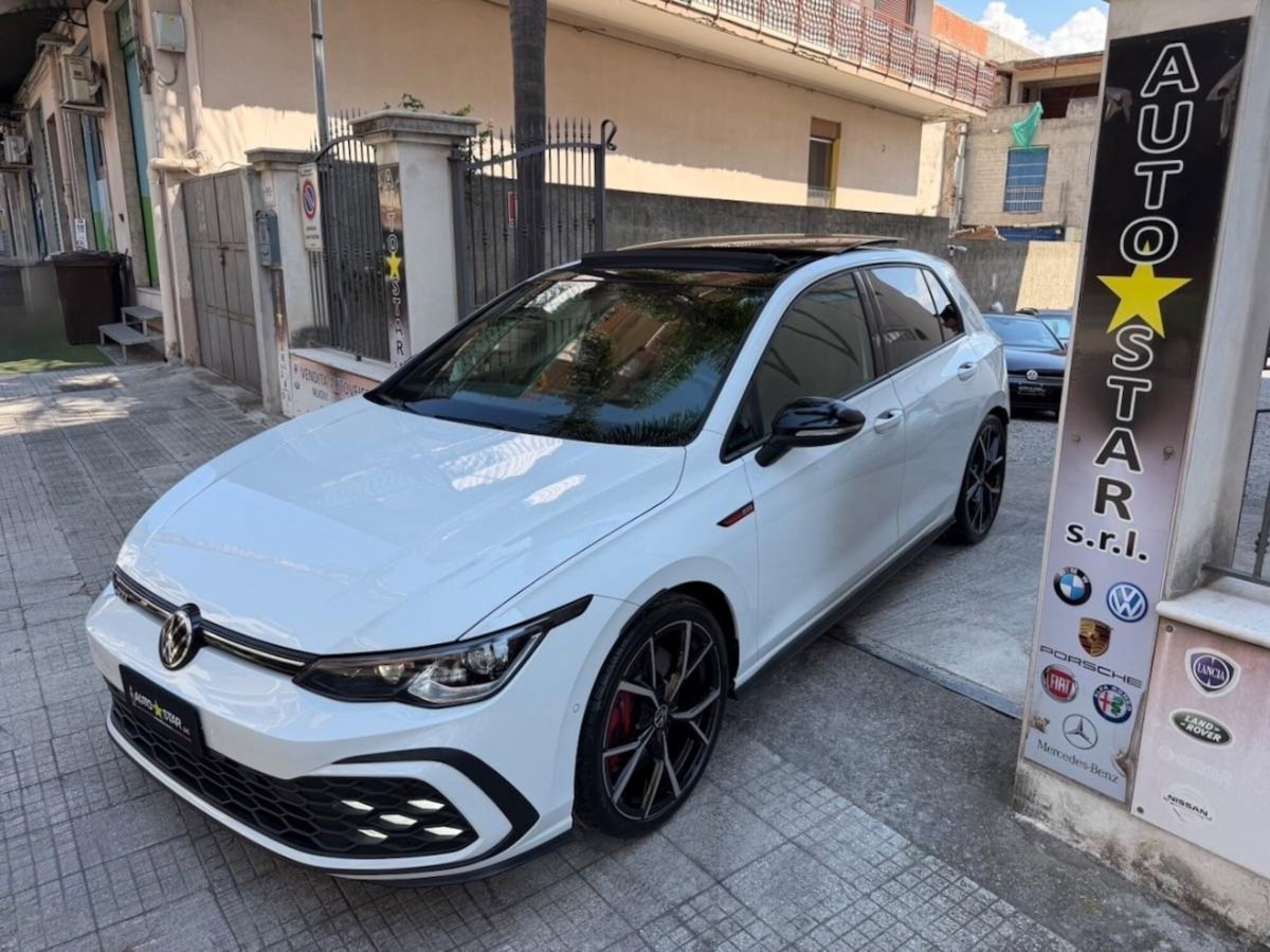 Volkswagen Golf GTI Performance 2.0 245 CV TSI DSG 5p. BMT (2)