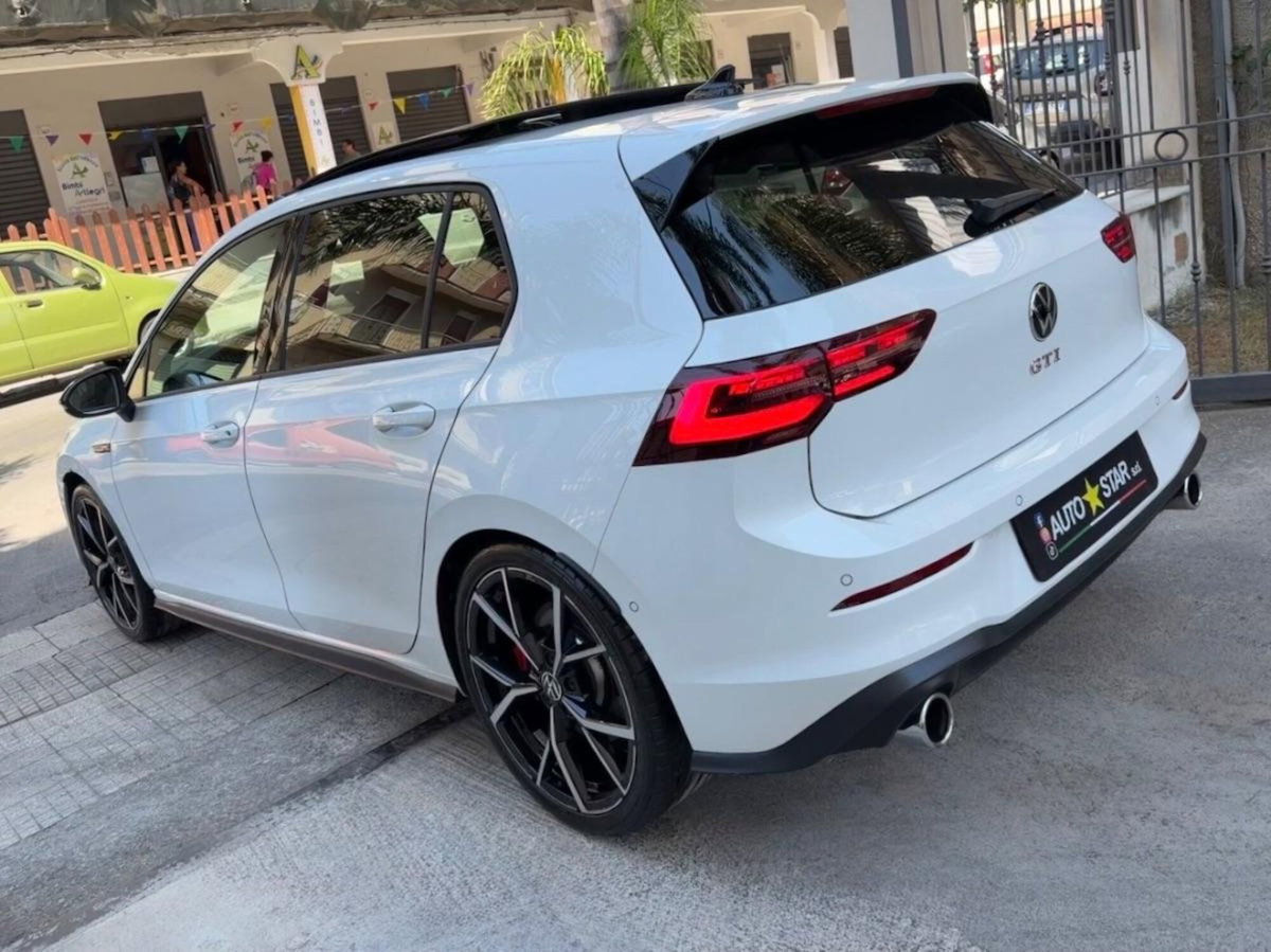 Volkswagen Golf GTI Performance 2.0 245 CV TSI DSG 5p. BMT (5)
