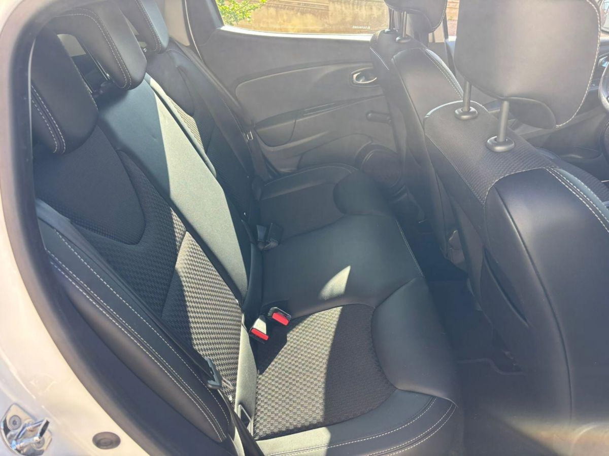 Renault Clio 1.5 dCi 8V 90CV Start&Stop 5 porte Duel (3)