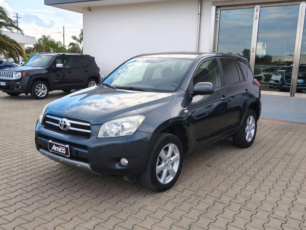 Toyota Rav4 2.2 D-4D 136 CV DPF Sol
