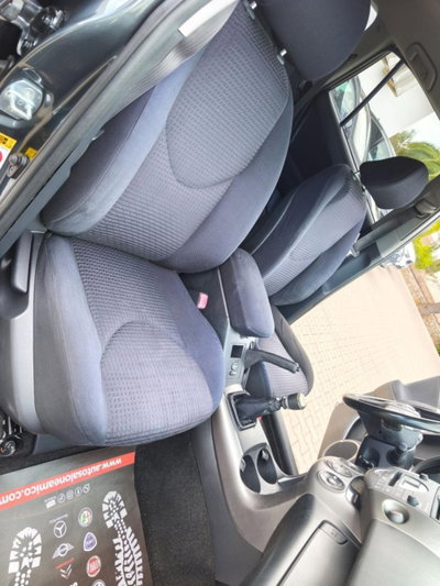 Toyota Rav4 2.2 D-4D 136 CV DPF Sol (10)