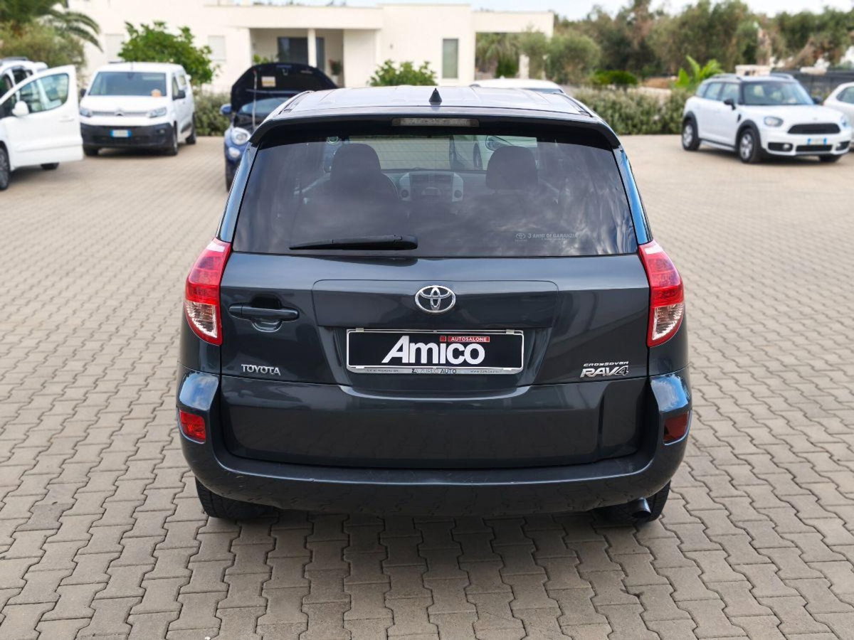 Toyota Rav4 2.2 D-4D 136 CV DPF Sol (5)