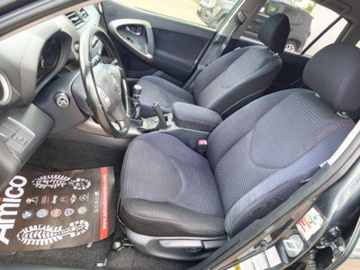Toyota Rav4 2.2 D-4D 136 CV DPF Sol (8)