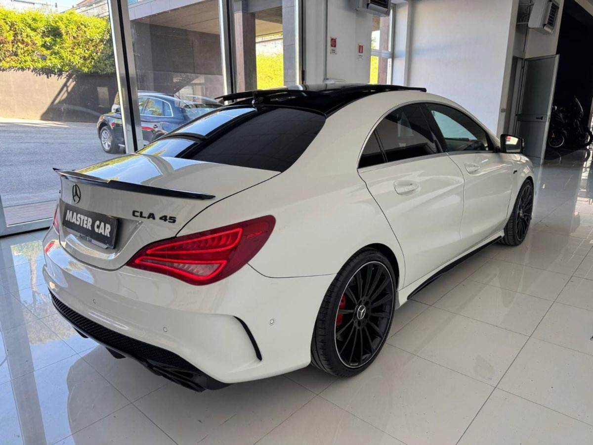 Mercedes-Benz CLA 45 AMG 4Matic (6)