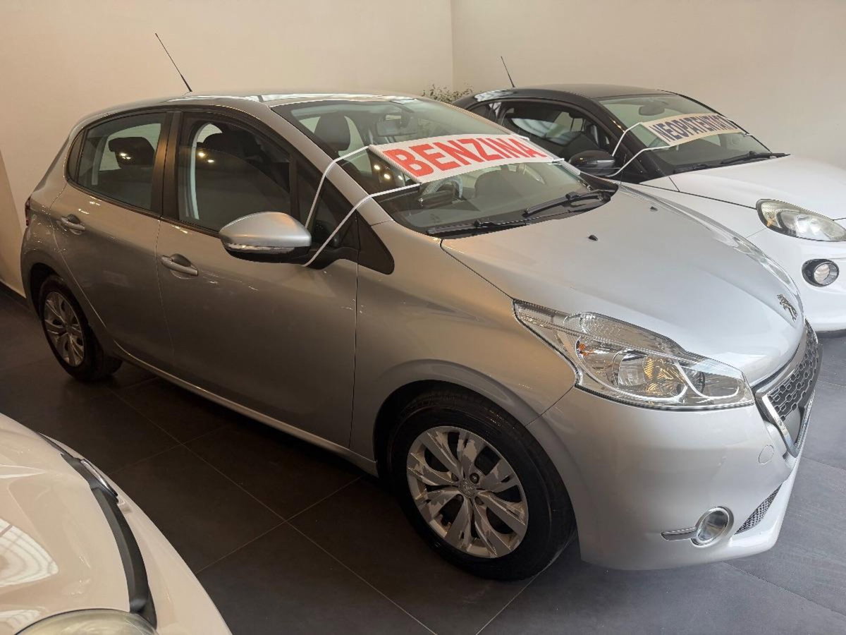 Peugeot 208 VTi 82 CV 5 porte Active (4)