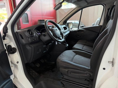 Renault Trafic Furgone T29 2.0 dCi 120CV PC-TN Furgone Ice Plus (4)