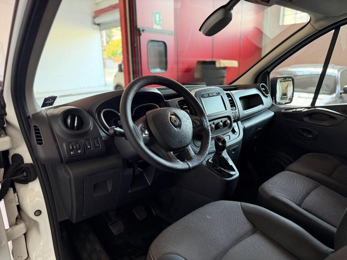 Renault Trafic Furgone T29 2.0 dCi 120CV PC-TN Furgone Ice Plus (5)