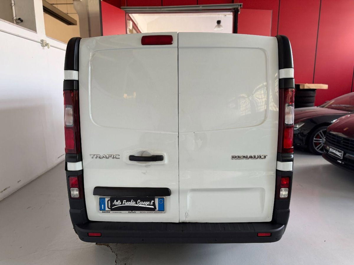 Renault Trafic Furgone T29 2.0 dCi 120CV PC-TN Furgone Ice Plus (8)