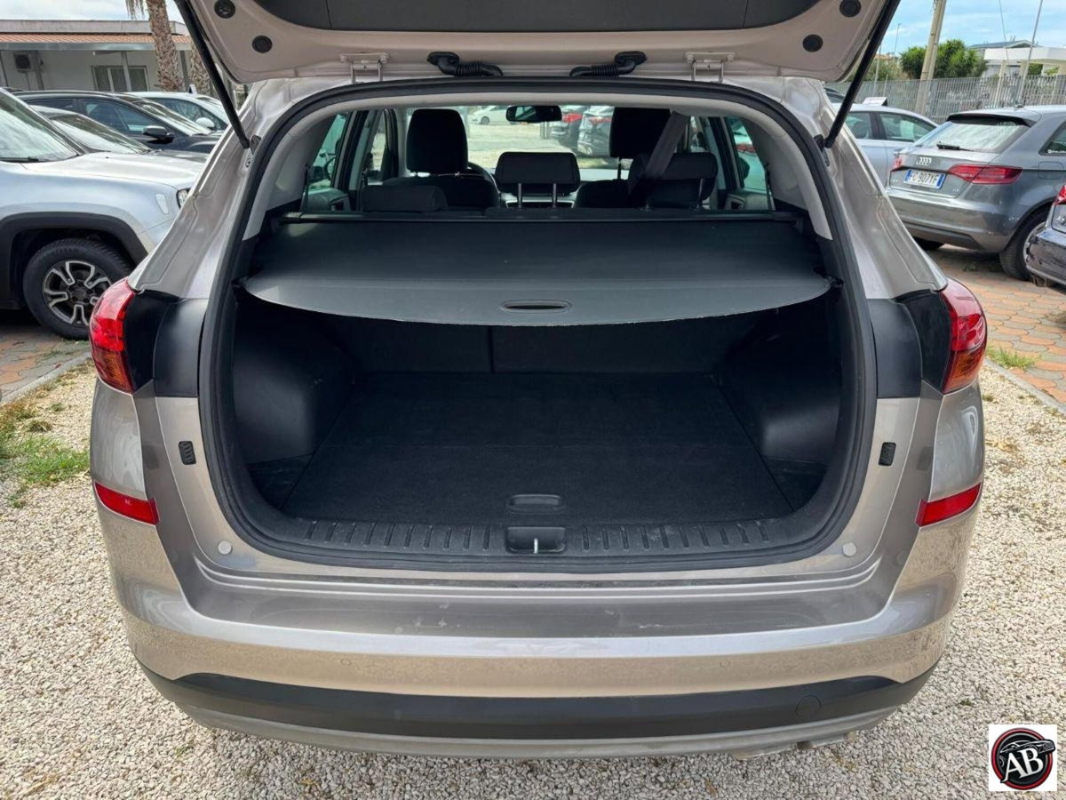 Hyundai Tucson 1.6 GDI N Line (6)