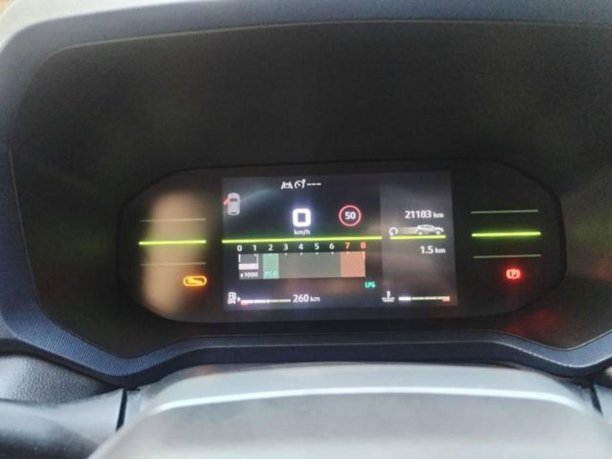 Dacia Duster 1.0 Eco-G Expression 100cv (12)