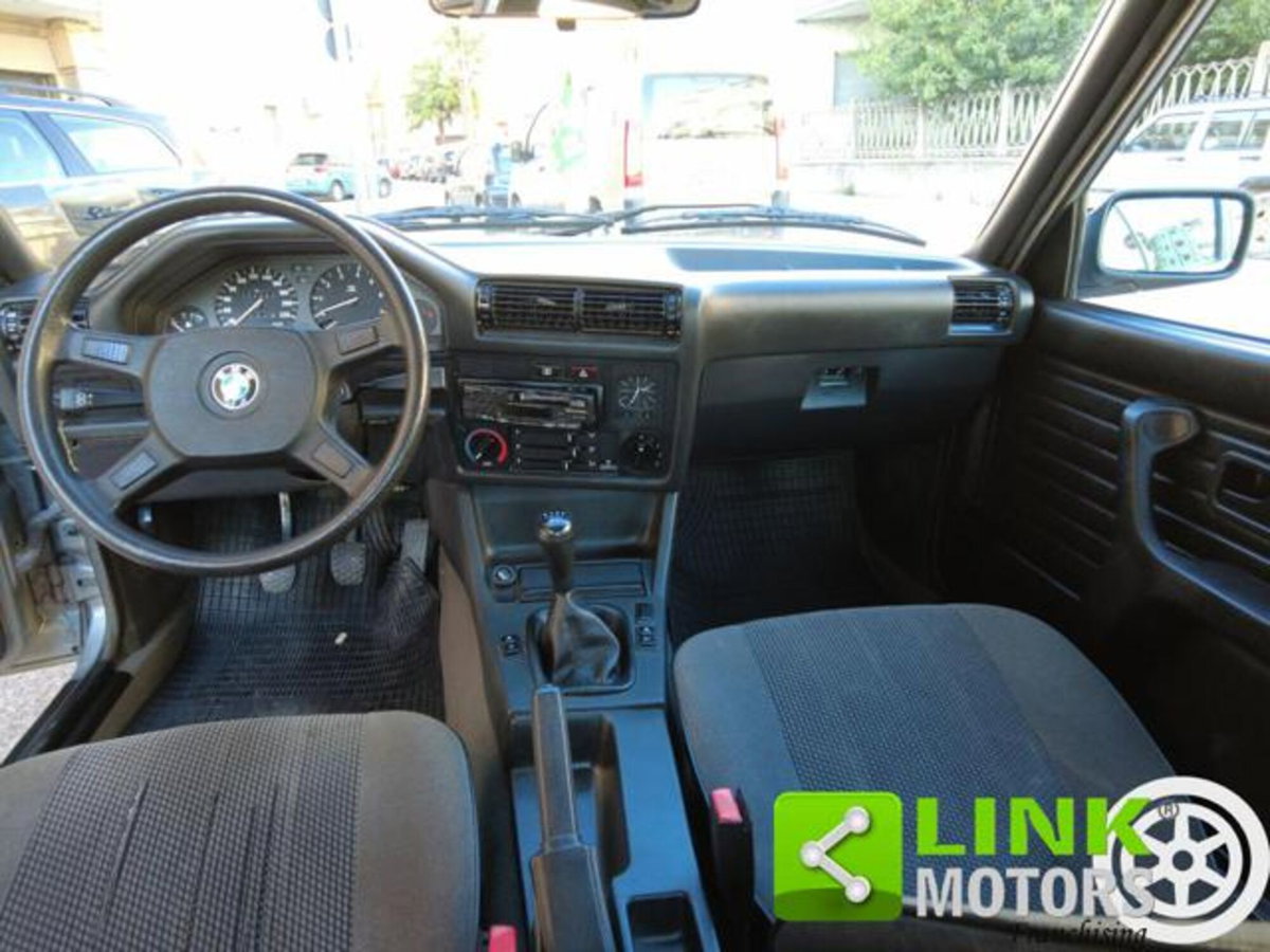 BMW Serie 3 318 2 porte (16)