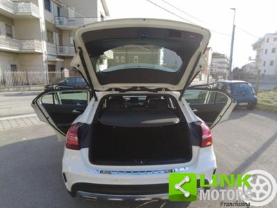 Mercedes-Benz GLA SUV 200 d Automatic Premium (19)