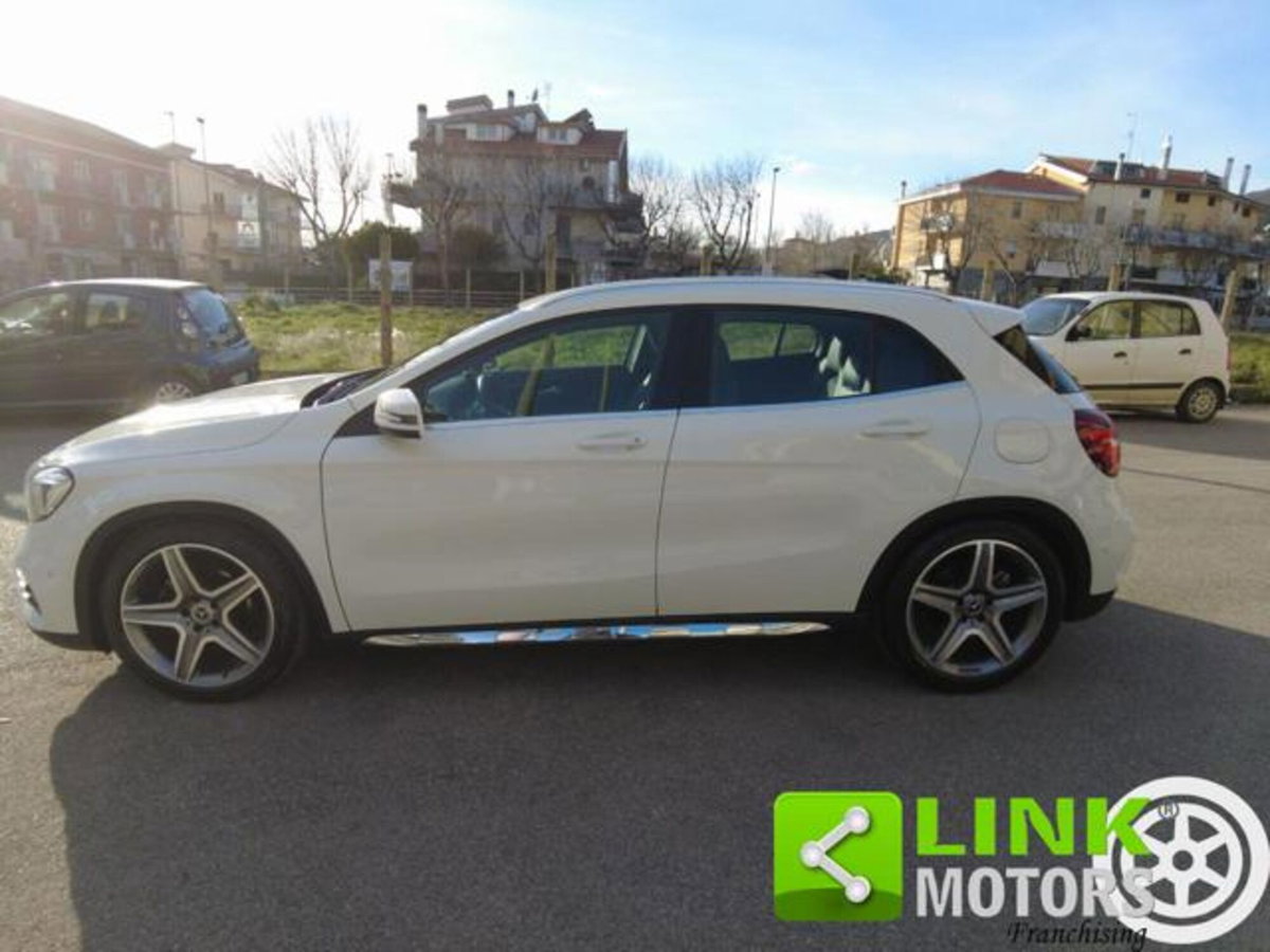 Mercedes-Benz GLA SUV 200 d Automatic Premium (4)