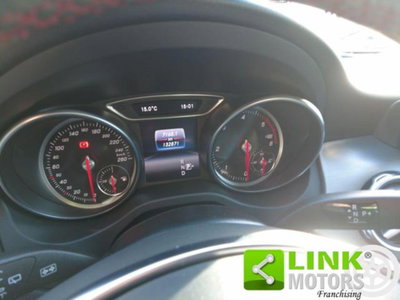 Mercedes-Benz GLA SUV 200 d Automatic Premium (8)