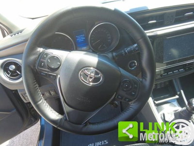 Toyota Auris 1.6 D-4D Lounge (11)