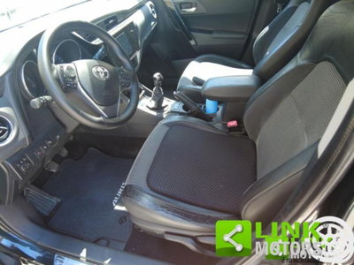 Toyota Auris 1.6 D-4D Lounge (12)