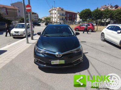 Toyota Auris 1.6 D-4D Lounge (3)