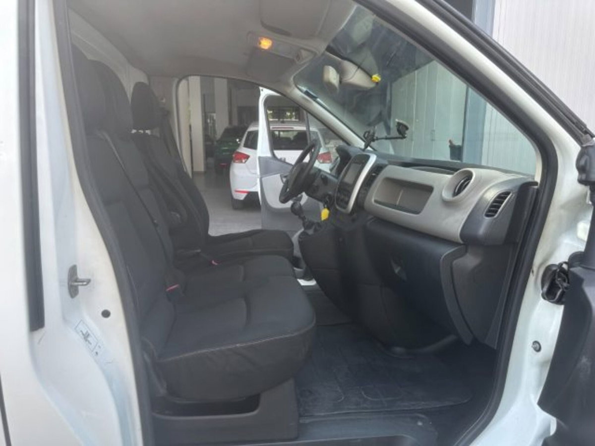 Renault Trafic Furgone T27 1.6 dCi 120CV S&S PC-TN-DC Furgone (8)
