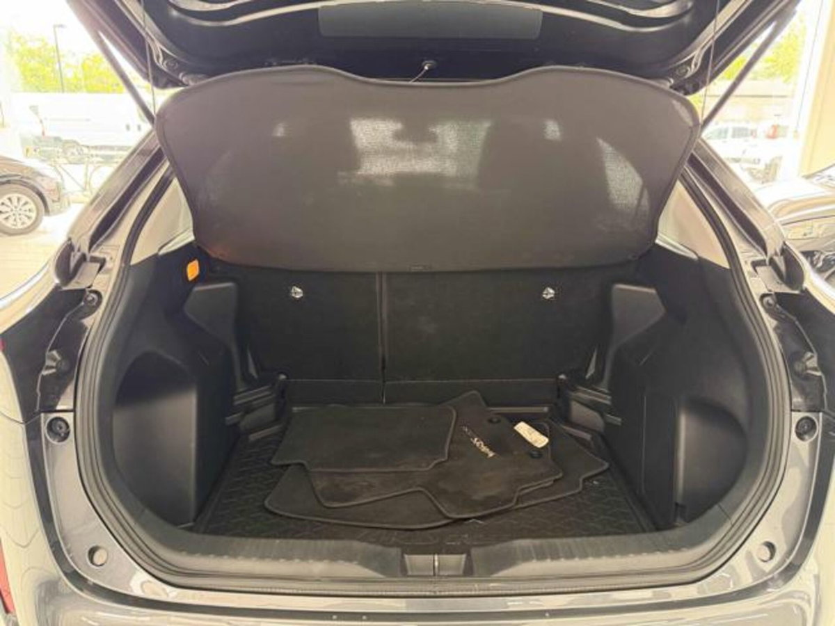Toyota Yaris Cross 1.5 Hybrid 5p. E-CVT Active (5)
