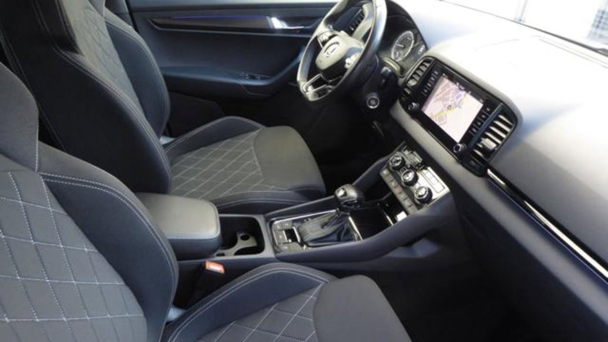 Skoda Karoq 1.6 TDI SCR DSG SportLine (8)