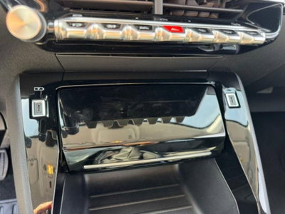 Peugeot 208 PureTech 100 Stop&Start 5 porte Allure (14)