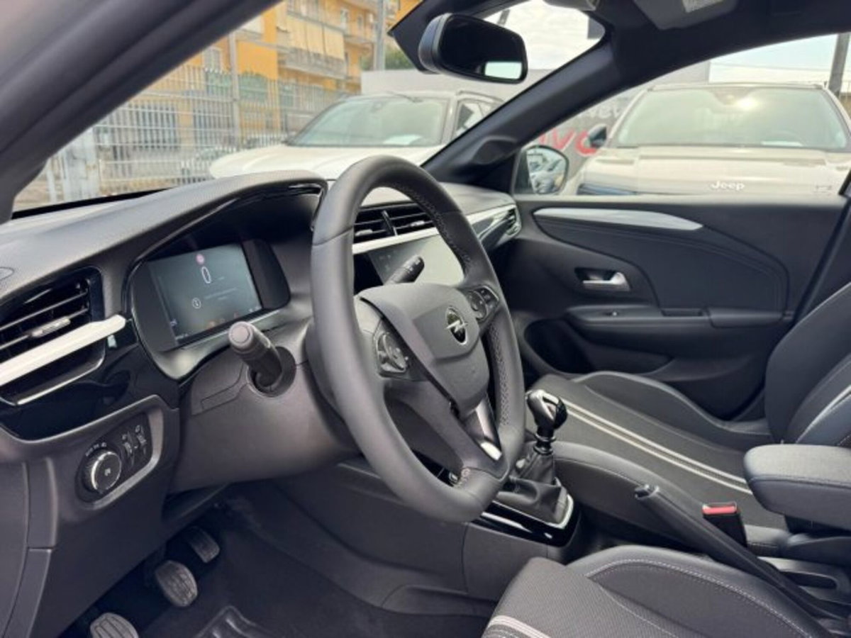 Opel Corsa 1.2 100 CV GS Line (9)