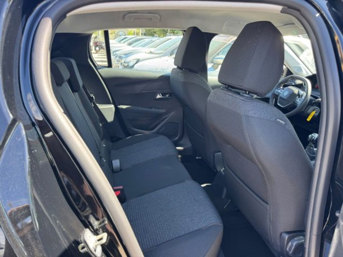 Peugeot 208 1.2 puretech Active s&s 100cv (15)